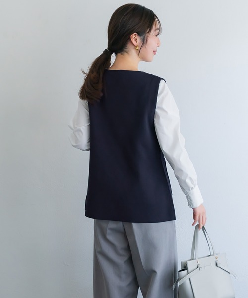 coca（coca）（コカ）の「金ボタンニットベスト | セレモニー オフィス ママスーツ フォーマルウェア スーツ 卒業式（ベスト・レディース・ネイビー/ベージュ・M/L）」の7枚目の写真