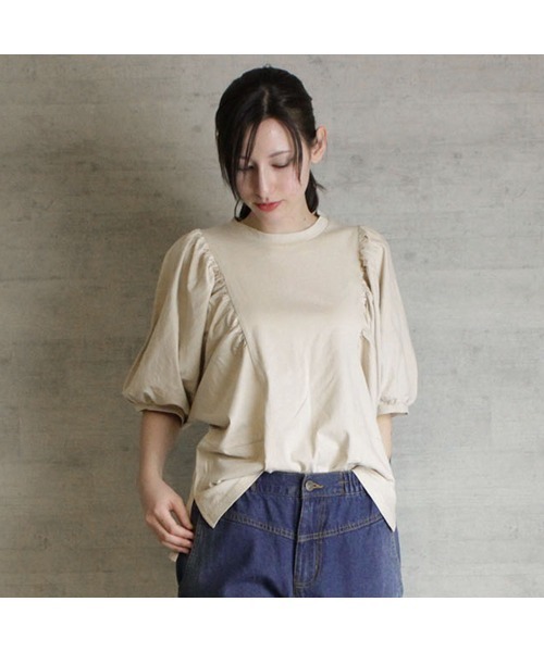 aity(アイティ)の「M-5L ギャザー袖ドルマン 半袖カットソー 夏服(Tシャツ/カットソー・レディース・ライトベージュ/ブラック/ホワイト/チャコールグレー・4L~5L/LL~3L/M~L)」の1枚目の写真