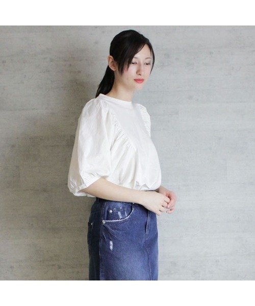 aity(アイティ)の「M-5L ギャザー袖ドルマン 半袖カットソー 夏服(Tシャツ/カットソー・レディース・ライトベージュ/ブラック/ホワイト/チャコールグレー・4L~5L/LL~3L/M~L)」の15枚目の写真
