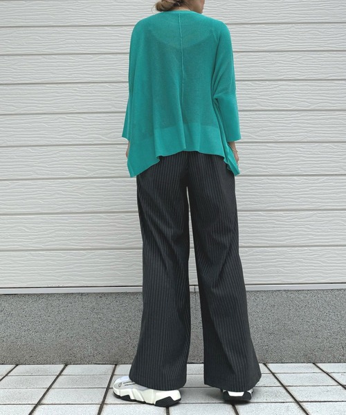 Q（キュー）の「UV片畦ボックスニット（ニット/セーター・レディース・エメラルド/ベージュ/ブラック・MEDIUM）」の21枚目の写真