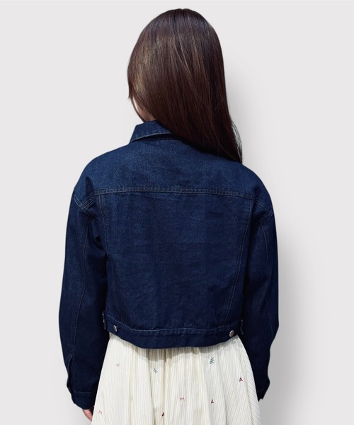 REDYAZEL(レディアゼル)の「フラワービジューパールデニムジャケット(デニムジャケット・レディース・サックスブルー/ブルー・FREE)」の11枚目の写真