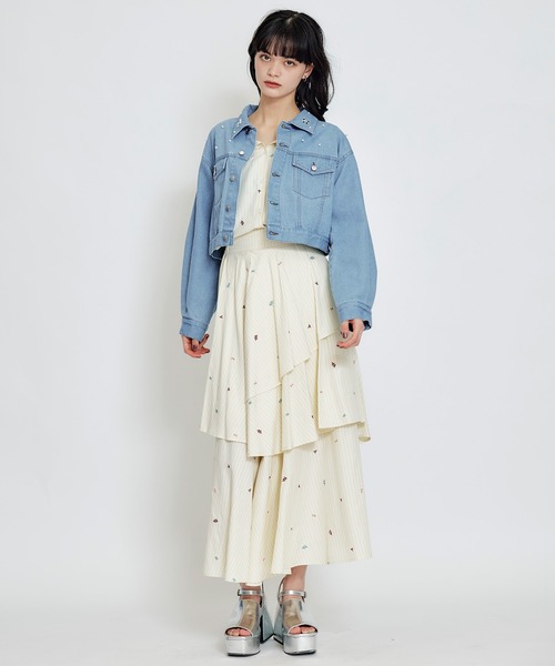 REDYAZEL(レディアゼル)の「フラワービジューパールデニムジャケット(デニムジャケット・レディース・サックスブルー/ブルー・FREE)」の16枚目の写真