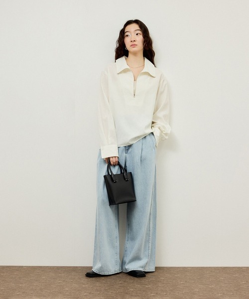 ADAM ET ROPE'（アダムエロペ）の「ハーフZIPシャツ（シャツ/ブラウス・レディース・オフホワイト/チャコールグレー・FREE）」の4枚目の写真