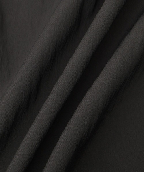 ADAM ET ROPE'（アダムエロペ）の「ハーフZIPシャツ（シャツ/ブラウス・レディース・オフホワイト/チャコールグレー・FREE）」の9枚目の写真