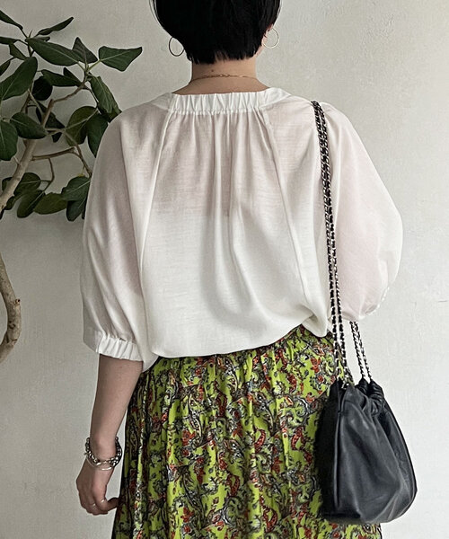 un dix cors(アンディコール)の「接触冷感異素材プルオーバー(Tシャツ/カットソー・レディース・オフホワイト・FREE)」の6枚目の写真