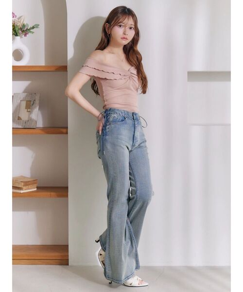 EATME（イートミー）の「オフショルツイストフリルTOP（Tシャツ/カットソー・レディース・ピンク/グレー/ブラック・FREE）」の8枚目の写真