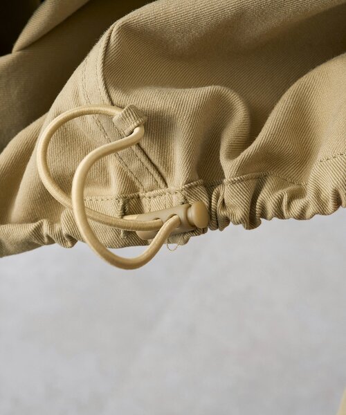RIVE DROITE（リヴドロワ）の「予約【A・MONN(アモン)】ミリタリースタンドシャツ（シャツ/ブラウス・レディース・ベージュ/カーキ・FREE）」の3枚目の写真
