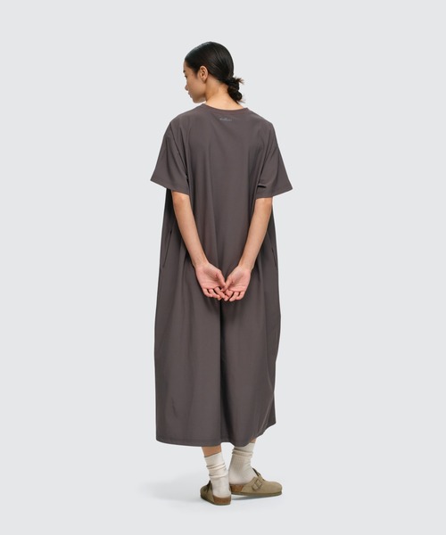 WILD THINGS(ワイルドシングス)の「モーションワンピース│MOTION ONEPIECE(ジャンパースカート・レディース・グレー/グリーン/ブルー系その他5/ブラック/ベージュ・S/M)」の7枚目の写真