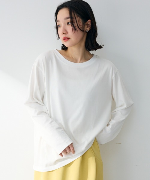 Green Parks(グリーンパークス)の「ホワイトインナーストレートプルオーバー(Tシャツ/カットソー・レディース・オフホワイト・FREE)」の1枚目の写真