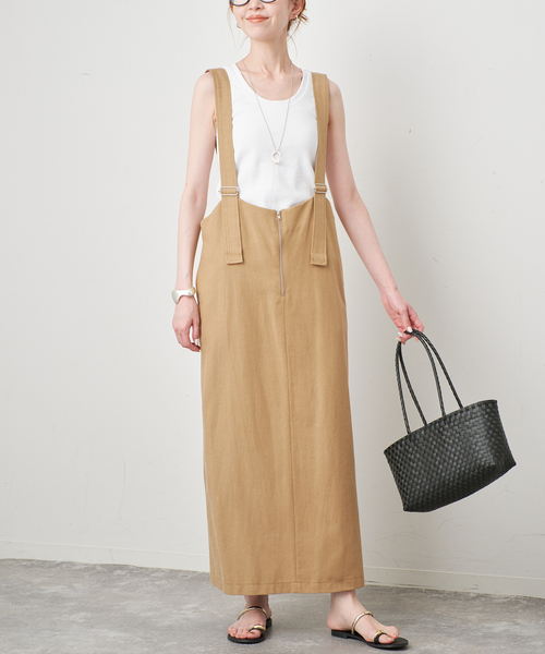 SLOBE IENA(スローブイエナ)の「《WEB限定》アイラインフロントジップジャンパースカート(ワンピース・レディース・ベージュ/ブラック・FREE)」の5枚目の写真