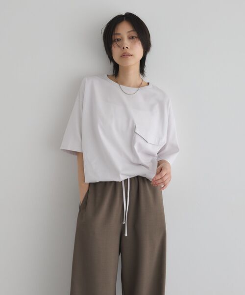 GARAGE OF GOOD CLOTHING(ガレージオブグッドクロージング)の「【日本製】6分袖裾ドロストプルオーバー(Tシャツ/カットソー・レディース・カーキ/オフホワイト/ライトグレー・FREE)」の2枚目の写真