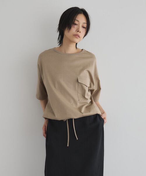 GARAGE OF GOOD CLOTHING(ガレージオブグッドクロージング)の「【日本製】6分袖裾ドロストプルオーバー(Tシャツ/カットソー・レディース・カーキ/オフホワイト/ライトグレー・FREE)」の5枚目の写真