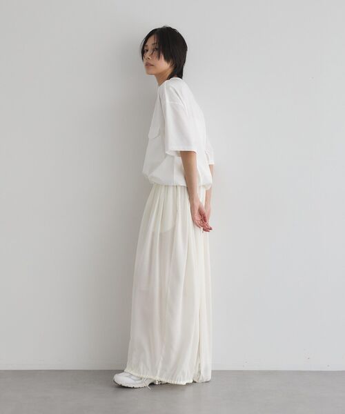 GARAGE OF GOOD CLOTHING(ガレージオブグッドクロージング)の「【日本製】6分袖裾ドロストプルオーバー(Tシャツ/カットソー・レディース・カーキ/オフホワイト/ライトグレー・FREE)」の18枚目の写真