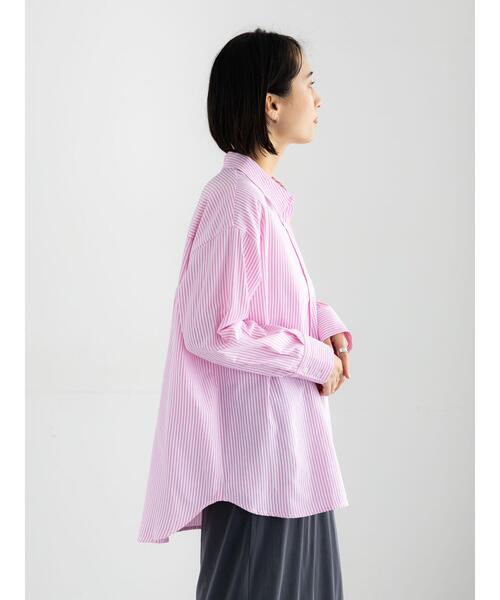 Te chichi(テチチ)の「オーバーサイズシャツ(シャツ/ブラウス・レディース・ブルー/オフホワイト/ピンク/サックスブルー・F)」の18枚目の写真