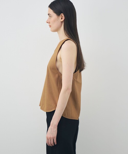 BASERANGE(ベースレンジ)の「BASERANGE APRON TOP(シャツ/ブラウス・レディース・ブラック/ダークブラウン・S)」の5枚目の写真
