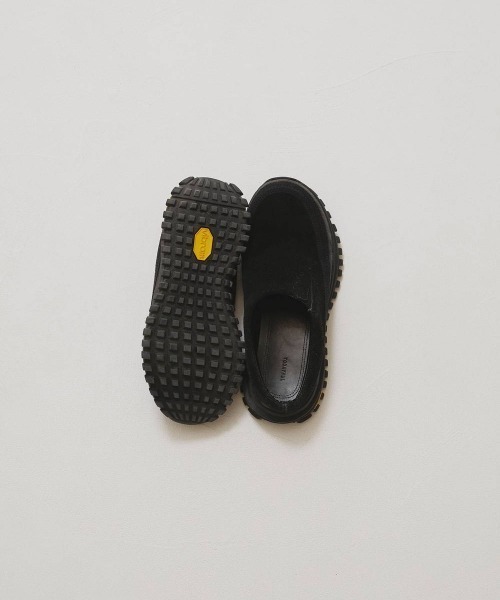 TODAYFUL(トゥデイフル)の「TODAYFUL Vibramsole Leather Sabot ビブラムソールレザーサボ/12611032(その他シューズ・レディース・ブラック/サンドベージュ/モスグリーン・36/37/38)」の10枚目の写真