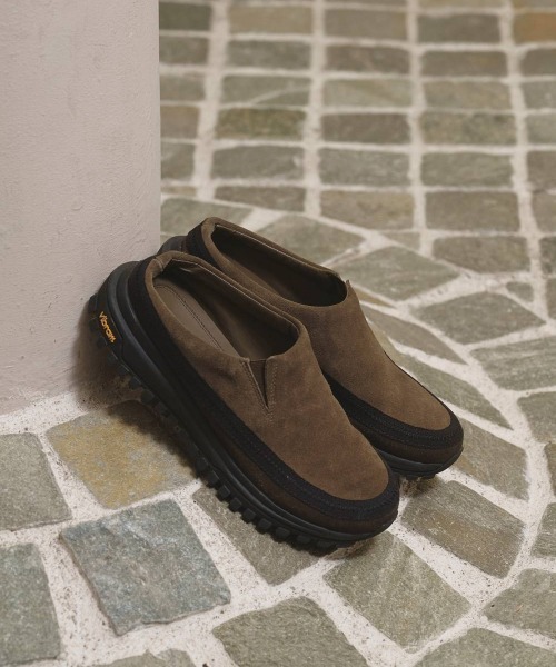 TODAYFUL(トゥデイフル)の「TODAYFUL Vibramsole Leather Sabot ビブラムソールレザーサボ/12611032(その他シューズ・レディース・ブラック/サンドベージュ/モスグリーン・36/37/38)」の7枚目の写真