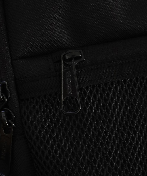 VISION STREET WEAR（ヴィジョンストリートウェア）の「VISION STREET WEAR Expandable backpack リュック（バックパック/リュック・メンズ・ブラック×レッド/ブラック×ホワイト/ブラック・FREE）」の11枚目の写真