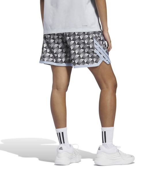 adidas（アディダス）の「ADIDAS CRAZY LIGHT KALEIDOSCOPE AOP SHORTS（アディダス クレージー ライト カレイドスコープ AOP ショーツ）（その他パンツ・メンズ・グレー系・SMALL/XX-LARGE/X-LARGE）」の3枚目の写真