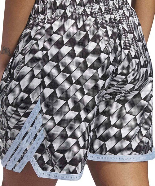adidas（アディダス）の「ADIDAS CRAZY LIGHT KALEIDOSCOPE AOP SHORTS（アディダス クレージー ライト カレイドスコープ AOP ショーツ）（その他パンツ・メンズ・グレー系・SMALL/XX-LARGE/X-LARGE）」の7枚目の写真