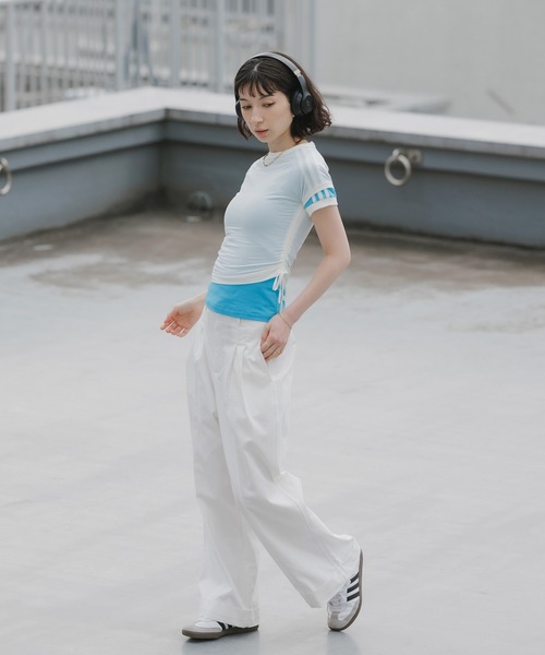 adidas（アディダス）の「adidas/アディダス レディース トレフォイルロゴ ダブルレイヤー カリ 半袖Tシャツ 2026年春夏（Tシャツ/カットソー・レディース・ライトブルー/ブラック/イエロー・S/M/L）」の16枚目の写真