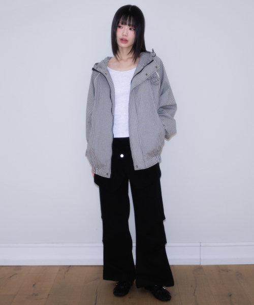 ROSEFRANTZ（ロゼフランツ）の「Rose Corsage Check Windbreaker [Black]（ナイロンジャケット・レディース・ブラック・OS）」の2枚目の写真