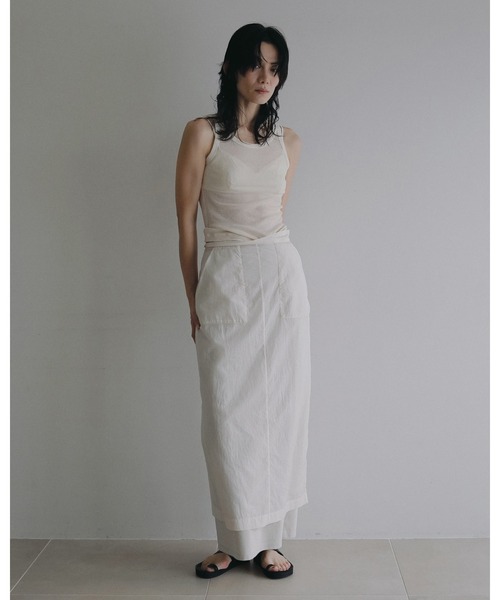 anuke（アンヌーク）の「Sheer Workpocket Skirt（スカート・レディース・アイボリー/チャコールグレー・38inch/36inch）」の22枚目の写真