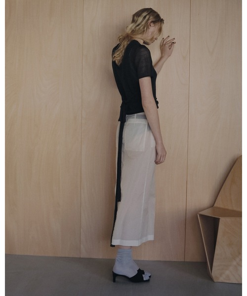 anuke（アンヌーク）の「Sheer Workpocket Skirt（スカート・レディース・アイボリー/チャコールグレー・38inch/36inch）」の14枚目の写真