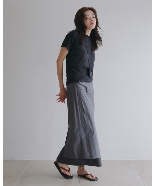 anuke（アンヌーク）の「Sheer Workpocket Skirt（スカート・レディース・アイボリー/チャコールグレー・38inch/36inch）」の5枚目の写真