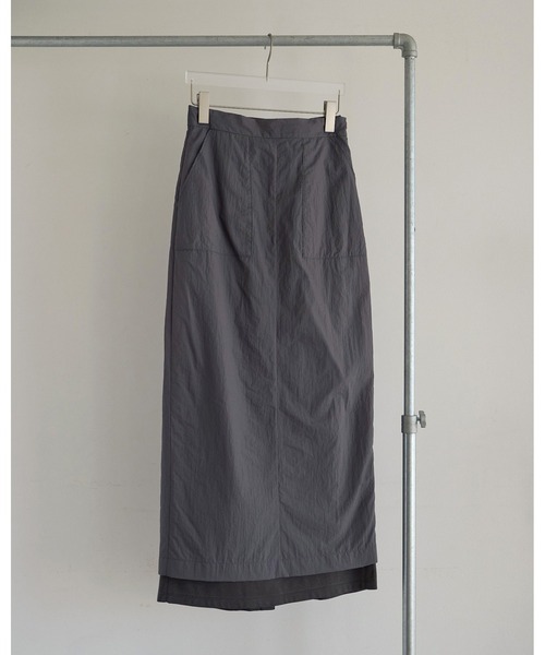 anuke（アンヌーク）の「Sheer Workpocket Skirt（スカート・レディース・アイボリー/チャコールグレー・38inch/36inch）」の21枚目の写真