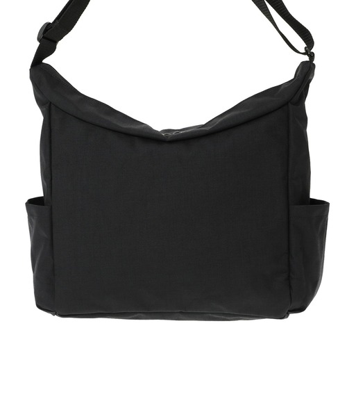 Manhattan Portage（マンハッタンポーテージ）の「BED-STUY Shoulder Bag (LG) LVL MTA（ショルダーバッグ・メンズ・ブラック・LARGE）」の4枚目の写真