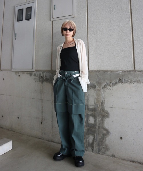 Ameri(アメリ)の「<ZOZOTOWN限定>RIBBON FRILL SHEER BROUSE(シャツ/ブラウス・レディース・ネイビー/アイボリー/ブルー・FREE)」の4枚目の写真