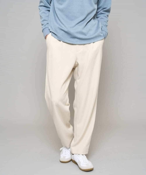 a.v.v（アーヴェヴェ）の「【イージーケア/洗濯機で洗える/速乾/毛玉になりにくい/ストレッチ】メランジストレッチ１タックワイドイージースラックス（その他パンツ・メンズ・ブラック/アイボリー・46/48）」の2枚目の写真