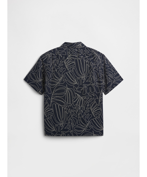 GAP（ギャップ）の「テクスチャー バケーションシャツ (キッズ)（シャツ/ブラウス・キッズ・ネイビー・160cm/150cm/140cm/130cm/120cm/110cm）」の2枚目の写真