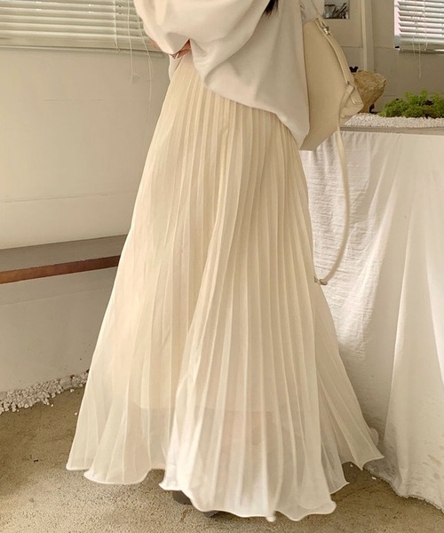 Doula Doula（ドゥーラドゥーラ）の「プリーツシフォンフレアロングスカート（スカート・レディース・ブラック/ホワイト/ベージュ・FREE）」の12枚目の写真