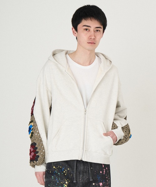 DISCOVERED（ディスカバード）の「CROCHET SLEEVE SWEAT PARKA（パーカー・メンズ・ブラック/ホワイト・1/3）」の4枚目の写真