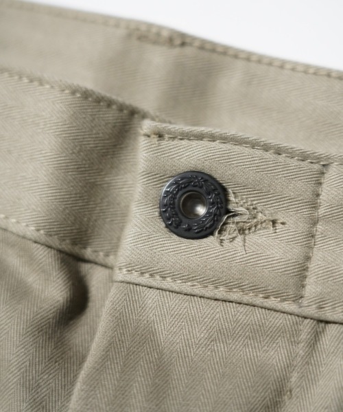 made in standard (メイドインスタンダード)の「MADE IN STANDARD / メイドインスタンダード USMC 40S N-3 UTILITY TROUSERS ヘリンボーンツイル ユーティリティーパンツ(その他パンツ・メンズ・ブラック/ナチュラル/オリーブドラブ・MEDIUM/LARGE)」の5枚目の写真