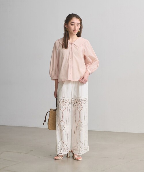 UNITED ARROWS(ユナイテッドアローズ)の「ビック カラー ブラウス ‐はっ水 ウォッシャブル‐(シャツ/ブラウス・レディース・オフホワイト/ダークブラウン/ブラック/ライトピンク・FREE)」の22枚目の写真