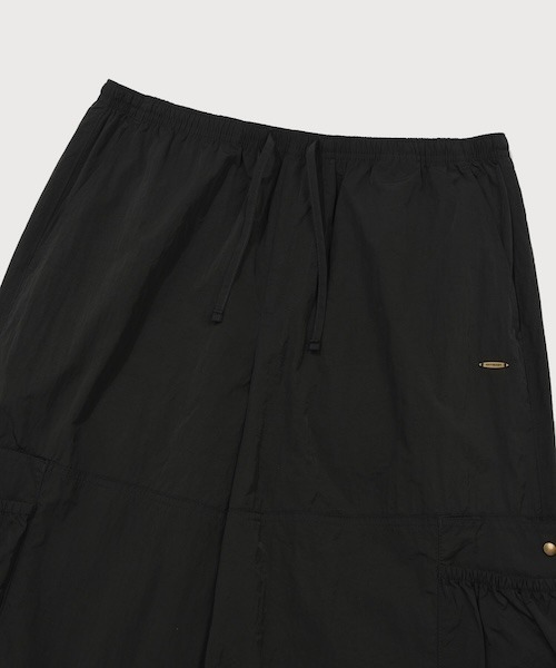 COVERNAT(カバーナット)の「WOMAN FLUID CARGO PANTS(カーゴパンツ・レディース・チャコールグレー・MEDIUM/SMALL)」の4枚目の写真