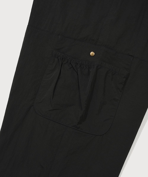COVERNAT(カバーナット)の「WOMAN FLUID CARGO PANTS(カーゴパンツ・レディース・チャコールグレー・MEDIUM/SMALL)」の6枚目の写真