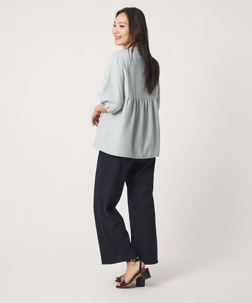 A DAY IN THE LIFE UNITED ARROWS(アデイインザライフユナイテッドアローズ)の「ペプラム バンドカラーブラウス 6分袖 <A DAY IN THE LIFE>(シャツ/ブラウス・レディース・ベージュ/ネイビー/ライム/ロイヤルブルー・FREE)」の16枚目の写真