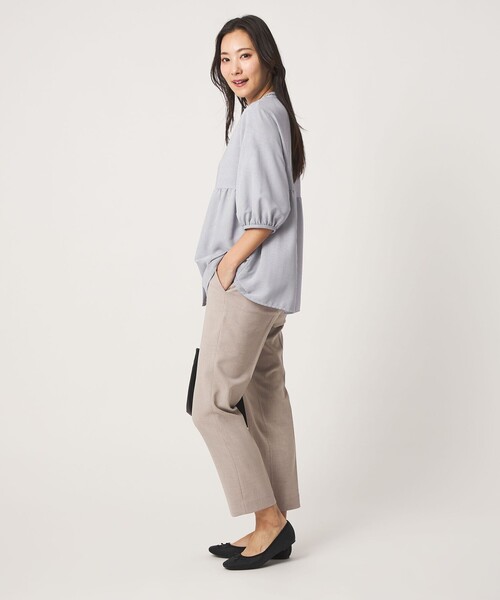 A DAY IN THE LIFE UNITED ARROWS(アデイインザライフユナイテッドアローズ)の「ペプラム バンドカラーブラウス 6分袖 <A DAY IN THE LIFE>(シャツ/ブラウス・レディース・ベージュ/ネイビー/ライム/ロイヤルブルー・FREE)」の19枚目の写真