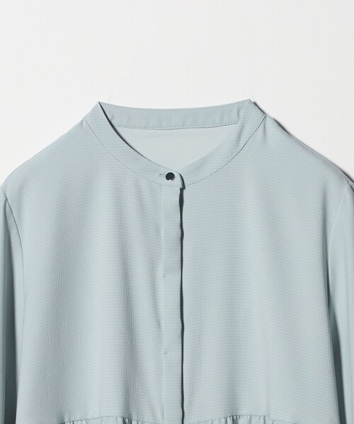 A DAY IN THE LIFE UNITED ARROWS(アデイインザライフユナイテッドアローズ)の「ペプラム バンドカラーブラウス 6分袖 <A DAY IN THE LIFE>(シャツ/ブラウス・レディース・ベージュ/ネイビー/ライム/ロイヤルブルー・FREE)」の6枚目の写真