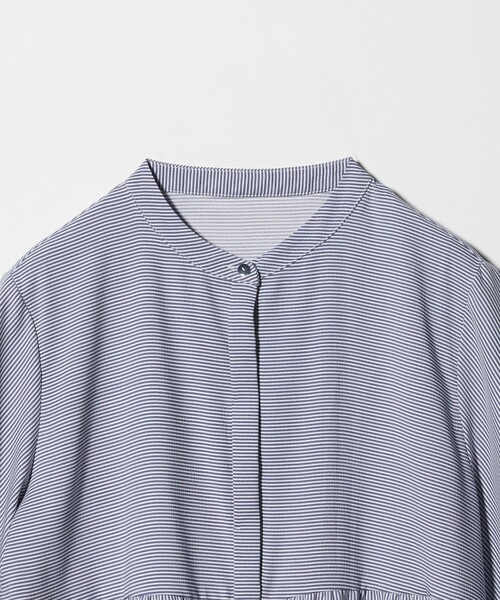 A DAY IN THE LIFE UNITED ARROWS(アデイインザライフユナイテッドアローズ)の「ペプラム バンドカラーブラウス 6分袖 <A DAY IN THE LIFE>(シャツ/ブラウス・レディース・ベージュ/ネイビー/ライム/ロイヤルブルー・FREE)」の9枚目の写真