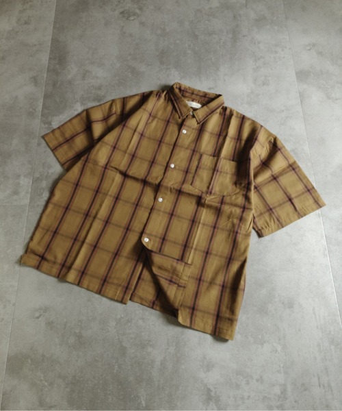 many men many mind(メニーメンメニーマインド)の「MANYMENMANYMINDS / コットンオンブレーチェック/シャツ(シャツ/ブラウス・メンズ・アイボリー/キャメル/ネイビー・X-LARGE/MEDIUM/LARGE)」の3枚目の写真