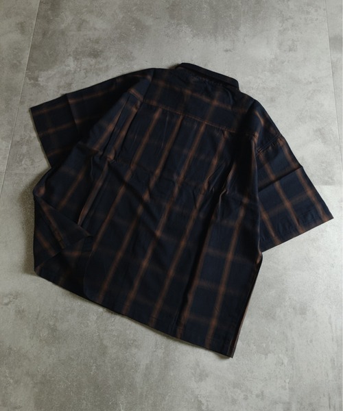 many men many mind(メニーメンメニーマインド)の「MANYMENMANYMINDS / コットンオンブレーチェック/シャツ(シャツ/ブラウス・メンズ・アイボリー/キャメル/ネイビー・X-LARGE/MEDIUM/LARGE)」の5枚目の写真