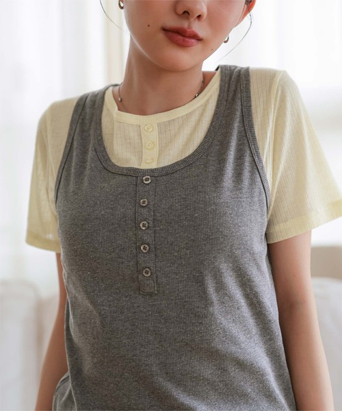 miette(ミエット)の「レイヤードライク半袖トップス(Tシャツ/カットソー・レディース・チャコールグレー/ブラック/ネイビー/レッド・L/M/S)」の15枚目の写真
