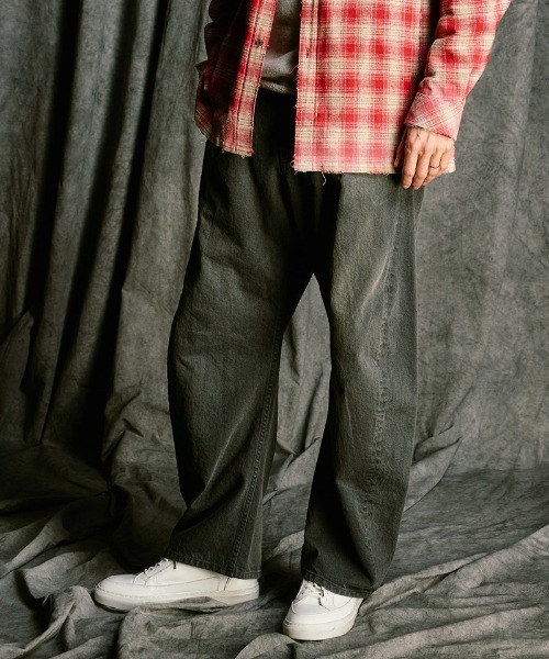 wjk（ダヴルジェイケイ）の「mp14987- wide banana used ワイドバナナデニムパンツ(5225 dn91j)（デニムパンツ・メンズ・チャコールグレー/インディゴブルー・S/M/L/XL）」の6枚目の写真