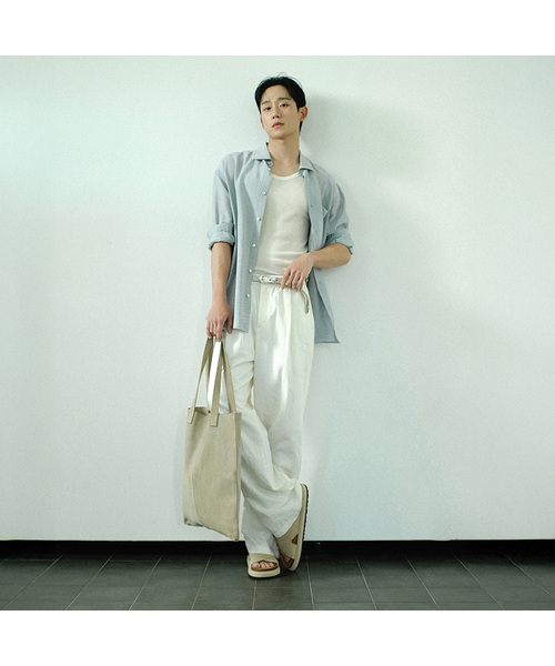 MINDBRIDGE（マインドブリッジ）の「[COUTURE]ワイドワンタックフルバンディングパンツ - 2カラー（その他パンツ・メンズ・オフホワイト/ダークブラウン・29/30/32/34/36）」の2枚目の写真