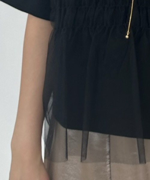 umune(ウムネ)の「Tシャツ 半袖 チュール シアー ドッキング 切替 ギャザー ペプラム フェミニン レイヤード風 トップス カジュアル 夏(Tシャツ/カットソー・レディース・ブラック/グレー/オフホワイト・FREE)」の16枚目の写真